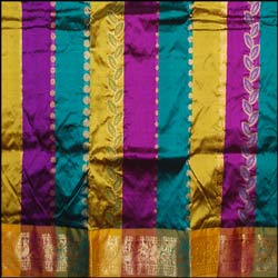 Click Here For Bigger Zoom - Multicolor Pattu Parikini with contrast border -(SSV-49)